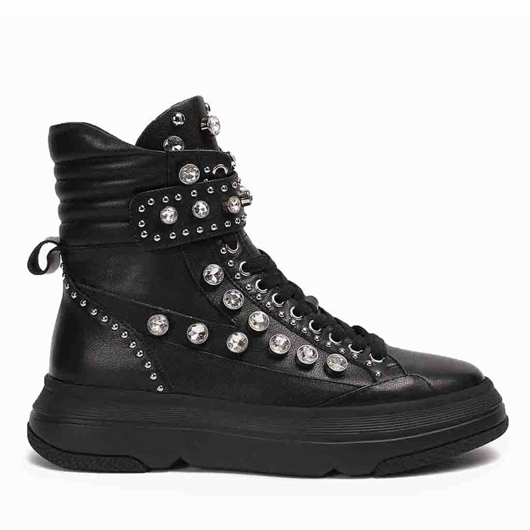 Whitesta Beyonce Embellished Black Leather Shoes