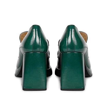 Saint Benoîte Green Patent Leather Handcrafted Moccasins