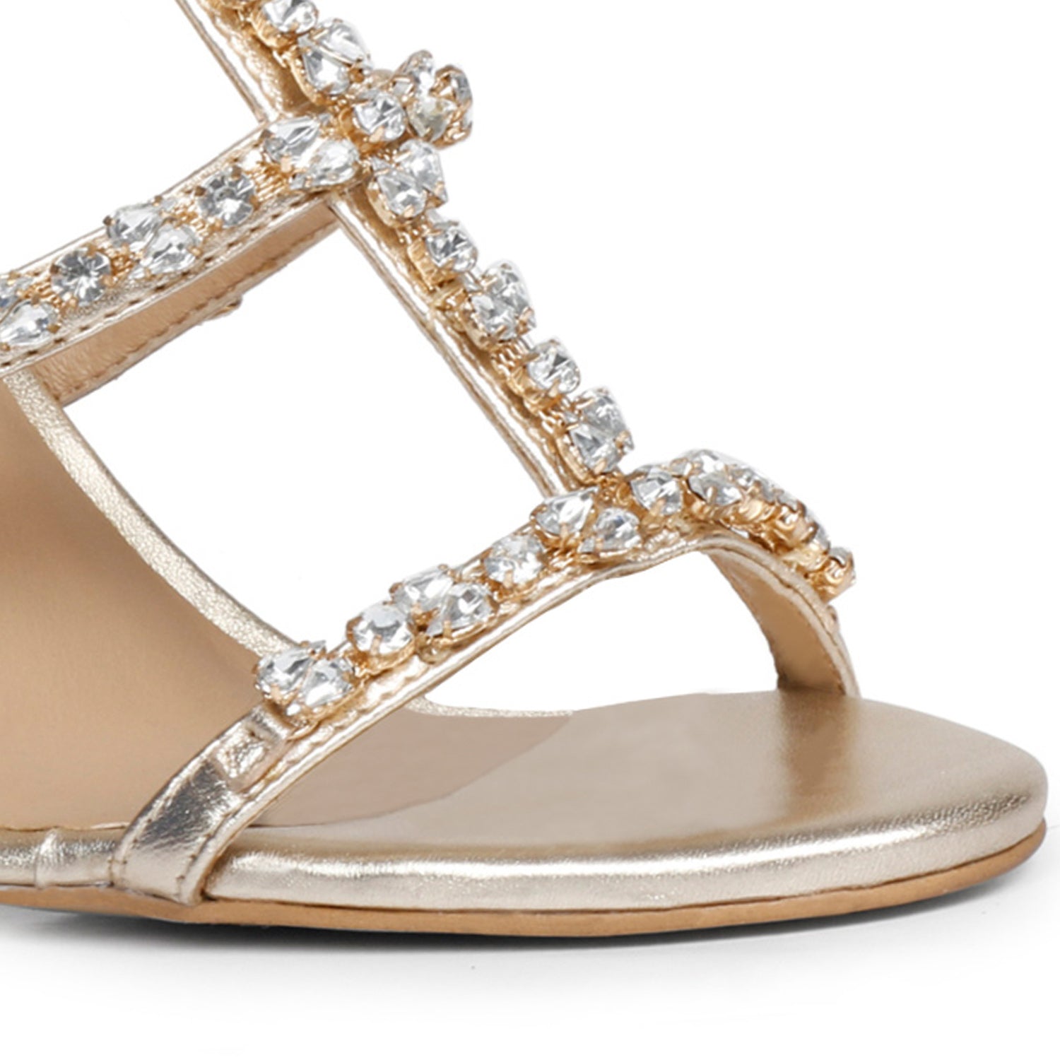 Elegant metallic heels with stone details
