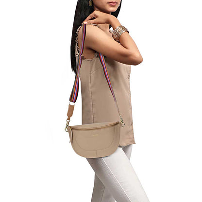 Favore Women Beige Leather Crossbody Fanny Bags