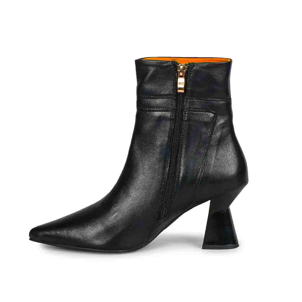 Saint Madelyn Black Leather Chain Decor Pointed Toe Ankle Boots