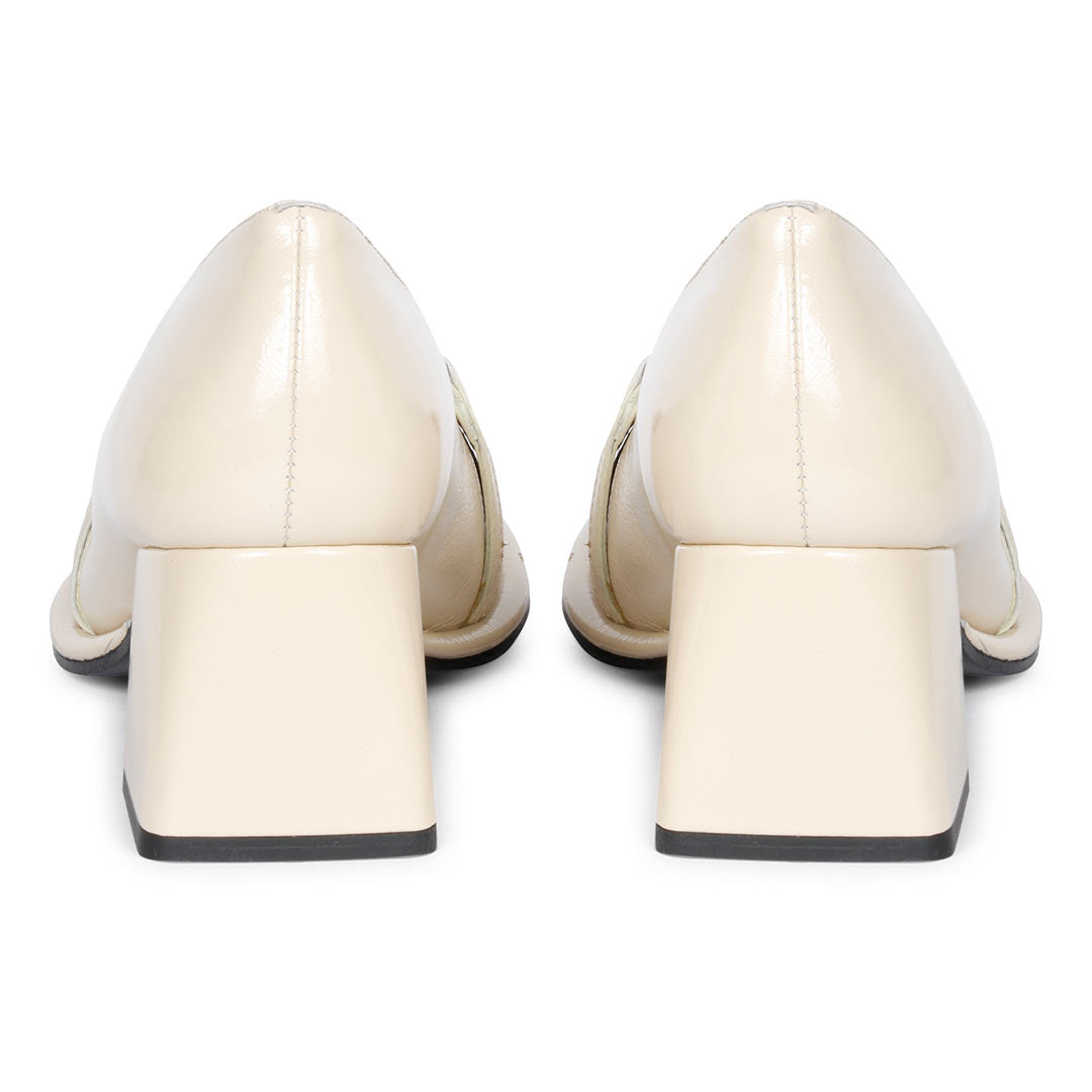 Elegant Ivory Patent Leather Moccasins