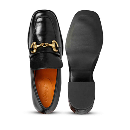 Saint Valentina Black Leather Handcrafted Moccasins