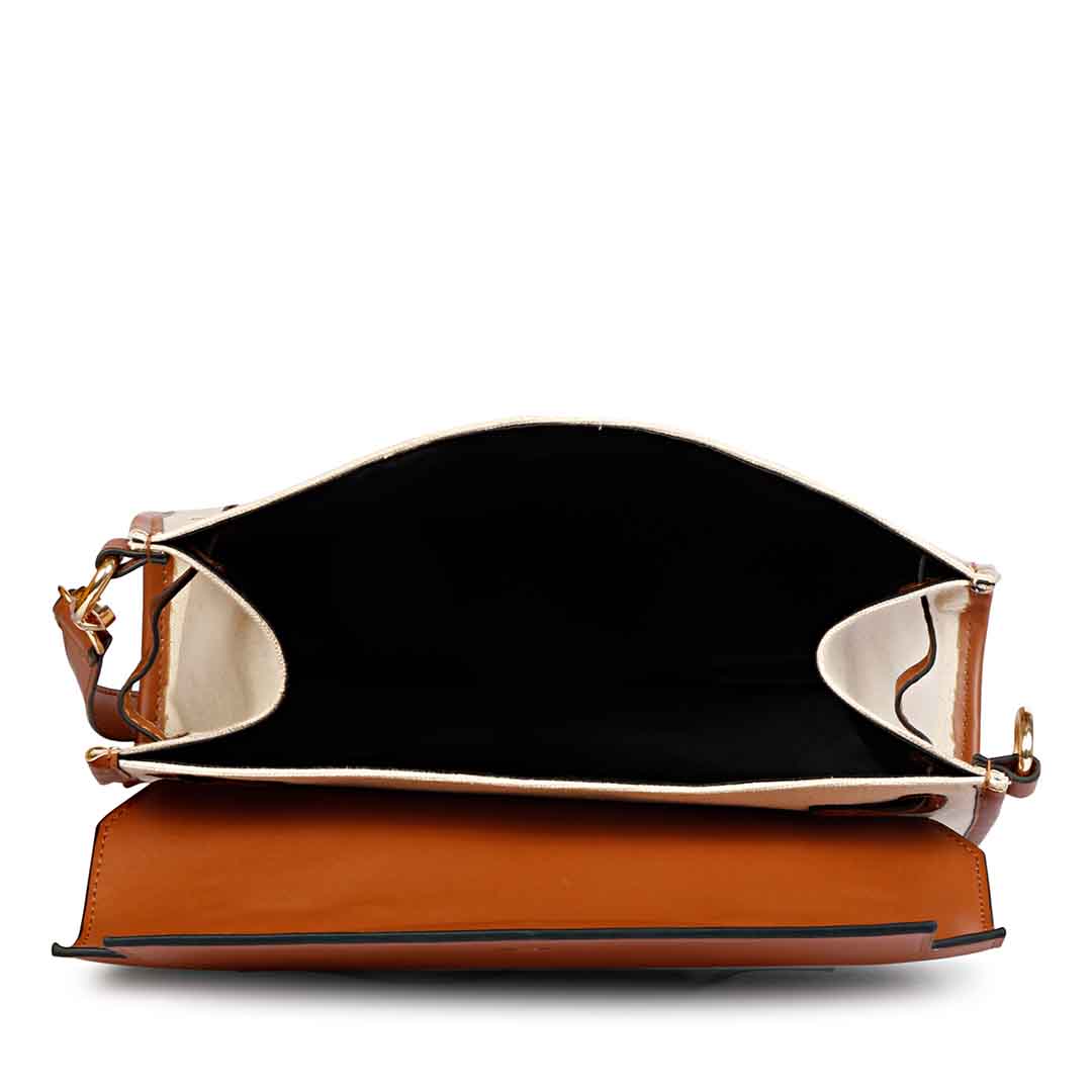 Favore Leather Off White Bucket Handheld Bag