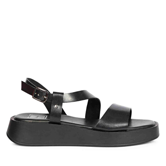 ViviBlu Black Leather Platform Sandals