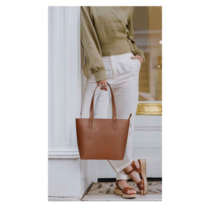 Favore Textured Brown Leather Structured Shoulder Bag With a Small Pouch