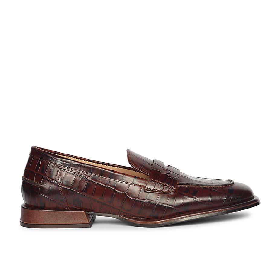Saint Carla Croco Embossed Chocolate Leather Moccasins