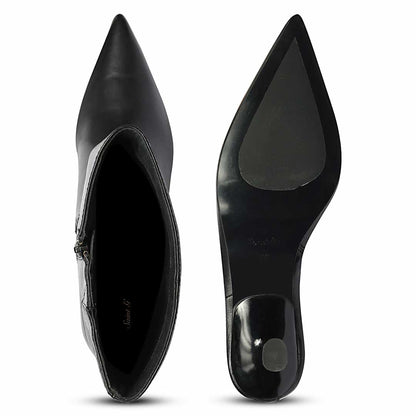 Saint Elara Buckle Embellished Black Leather Long Boots