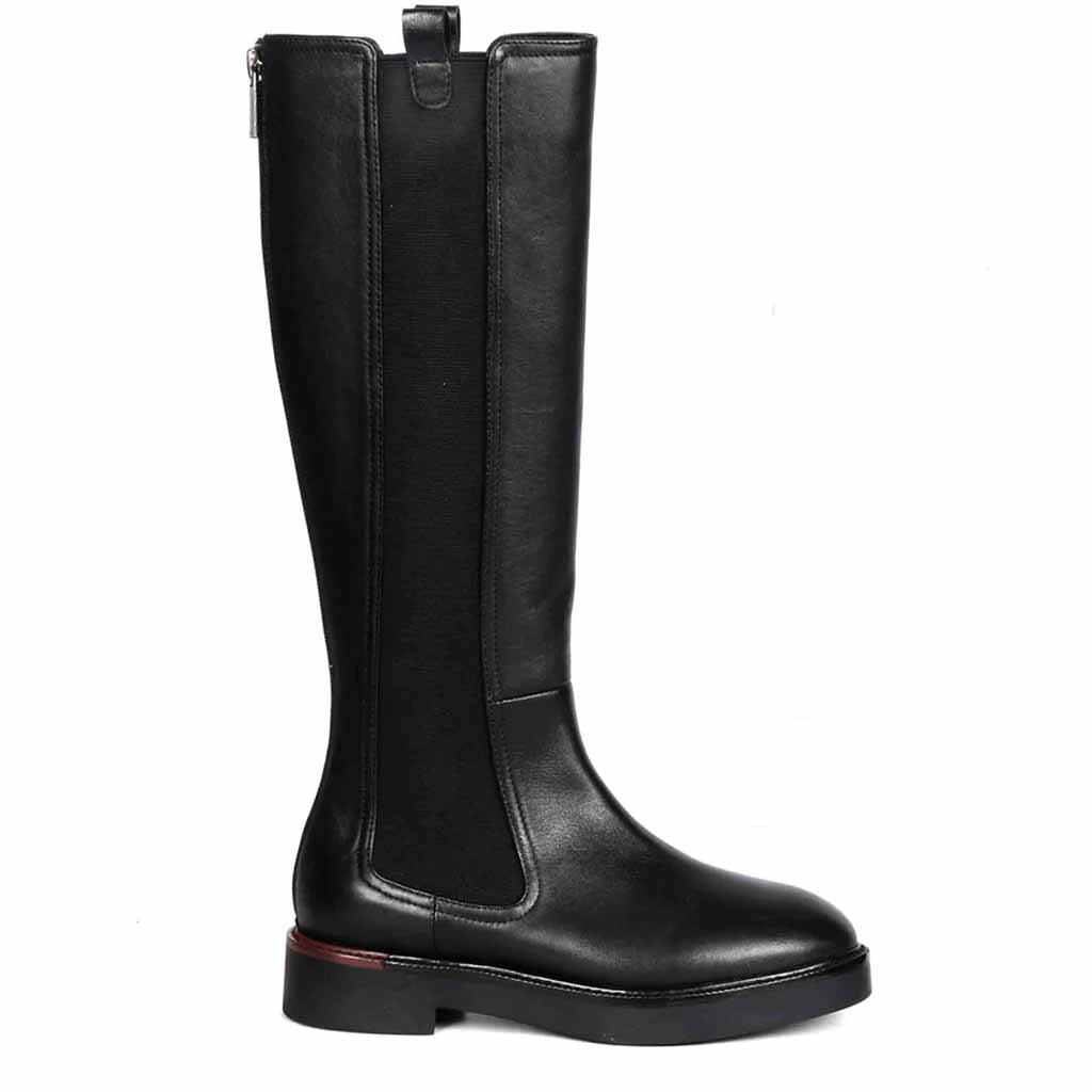 Trendy Back-Zipper Boots: Saint Pietro's Black Leather Elegance