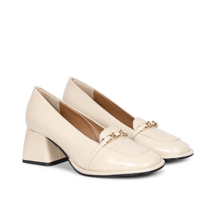 Elegant Ivory Patent Leather Moccasins