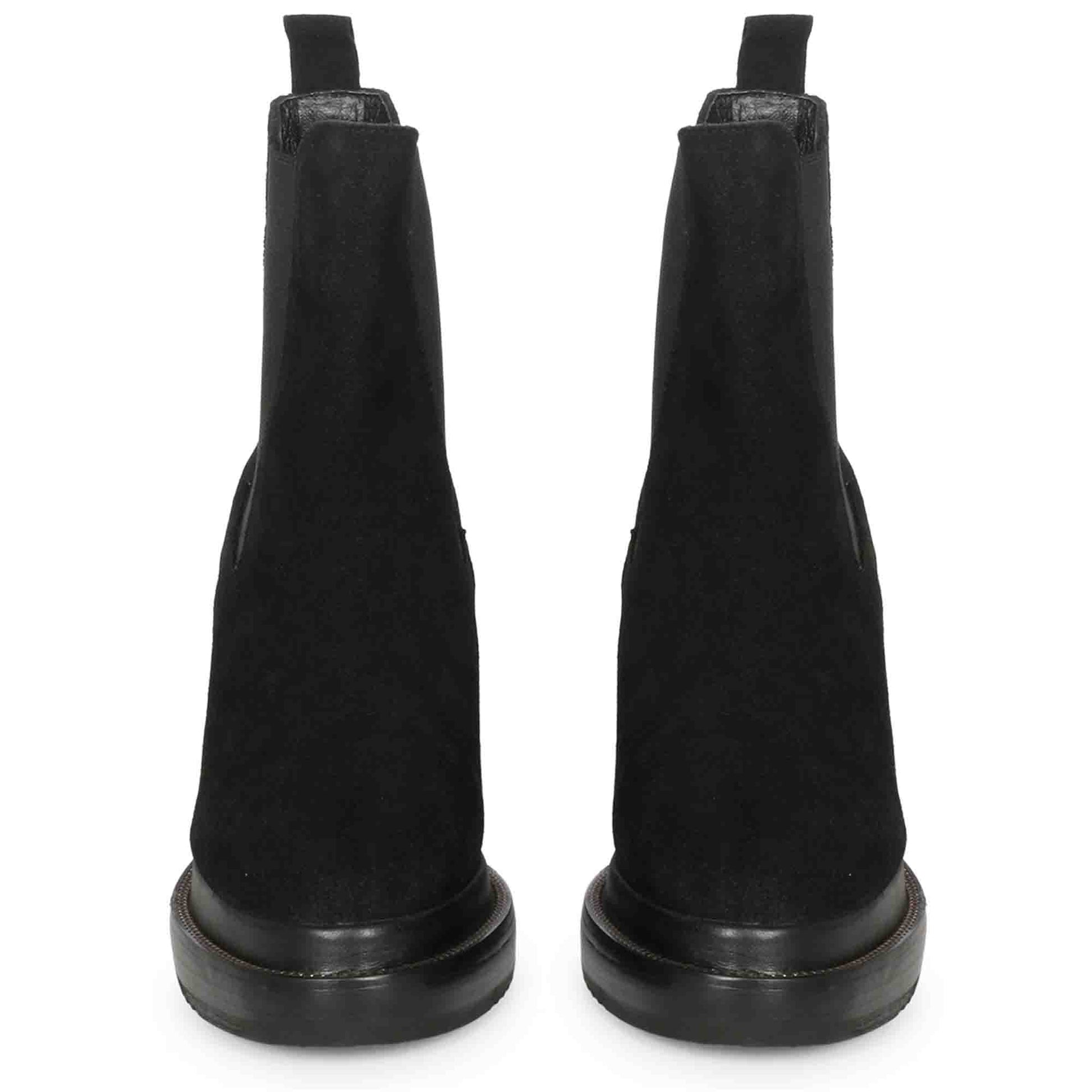 Versatile Saint Carolin Ankle Boots - Stylish Black Leather Inner Wedge Heels