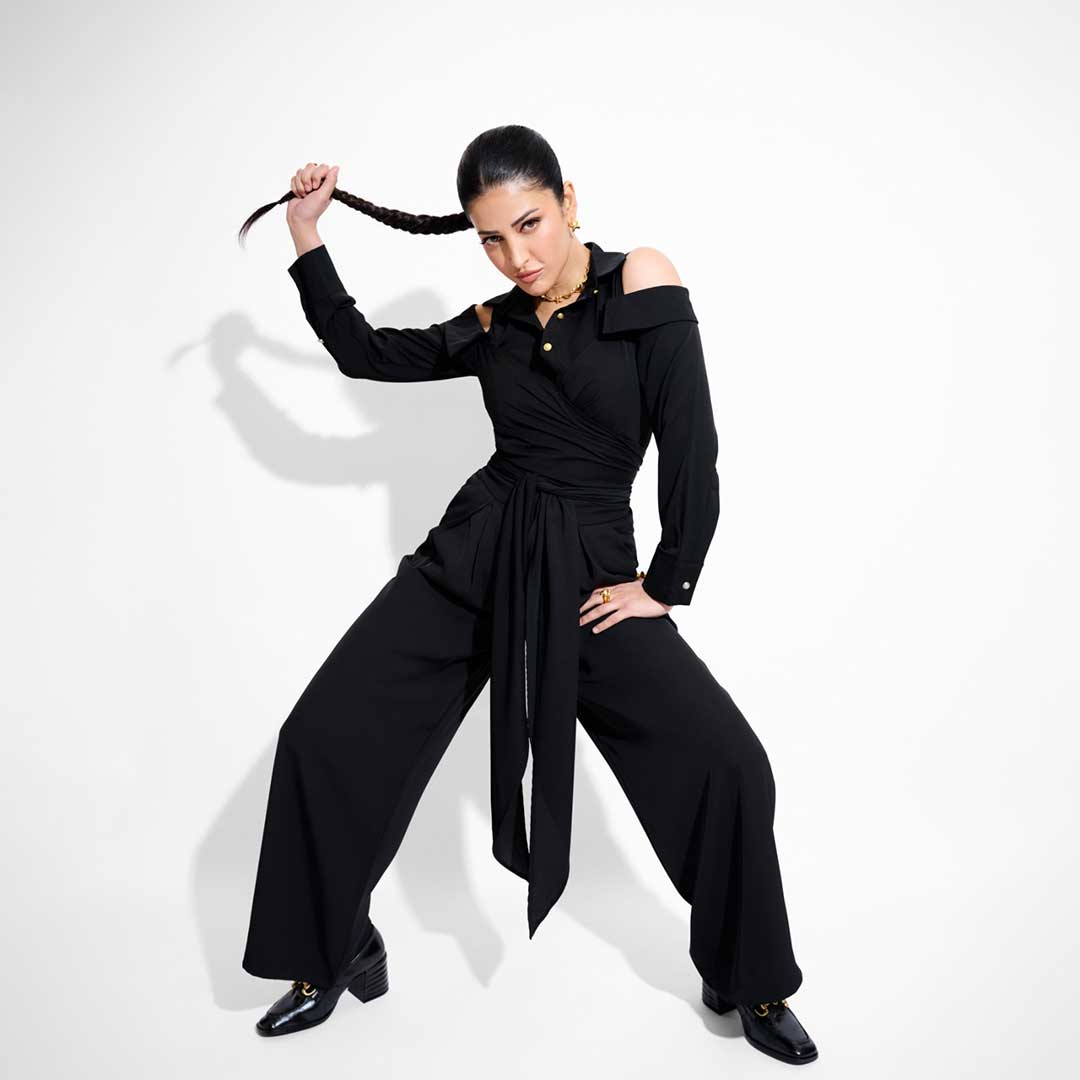 Saint Valentina Black Leather Handcrafted Moccasins